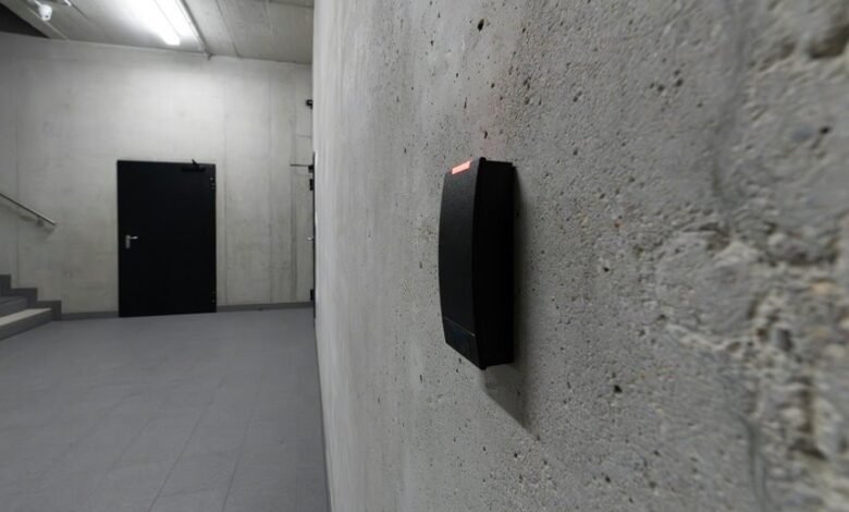 terminal number governance entry